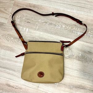 🤎DOONEY & BOURKE🤎 NWOT Crossbody Bag ✨